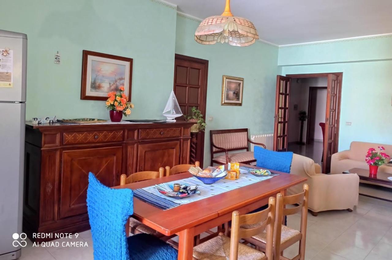 Frontemare Rooms มิลาซโซ ภายนอก รูปภาพ