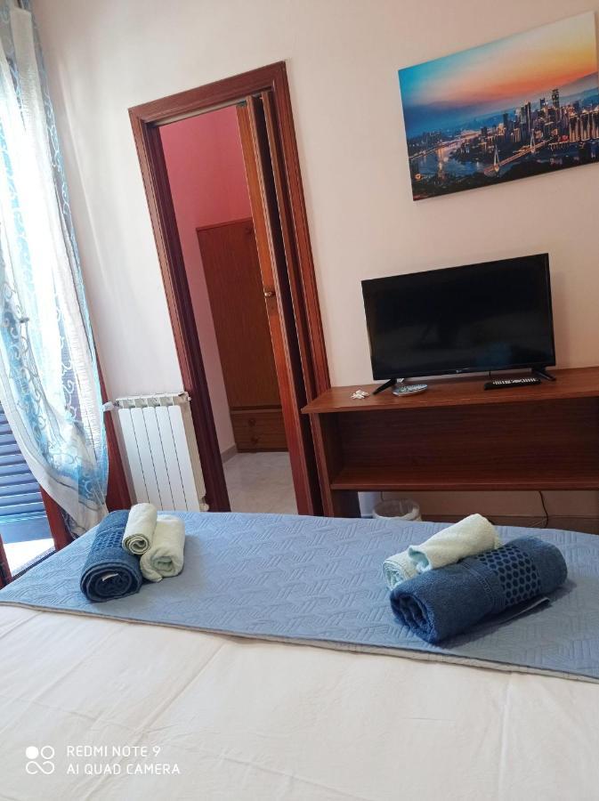 Frontemare Rooms มิลาซโซ ภายนอก รูปภาพ