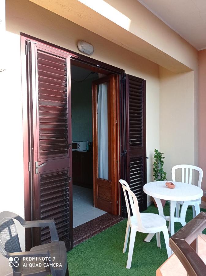 Frontemare Rooms มิลาซโซ ภายนอก รูปภาพ